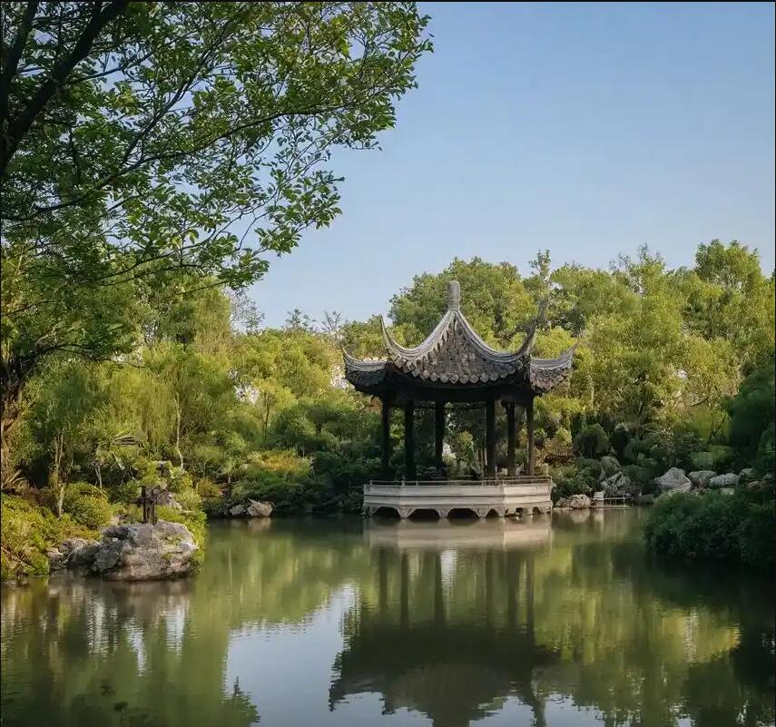 雨花区斑驳保险有限公司